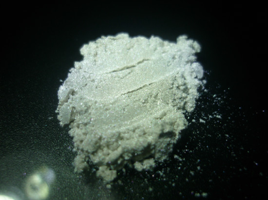 Silver pearl mica powder