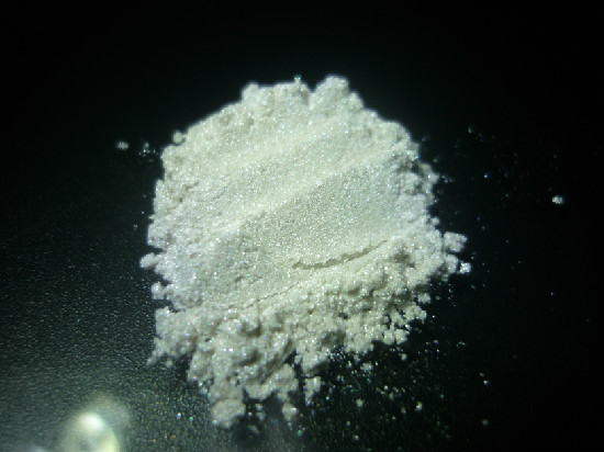 Irradiant White mica powder