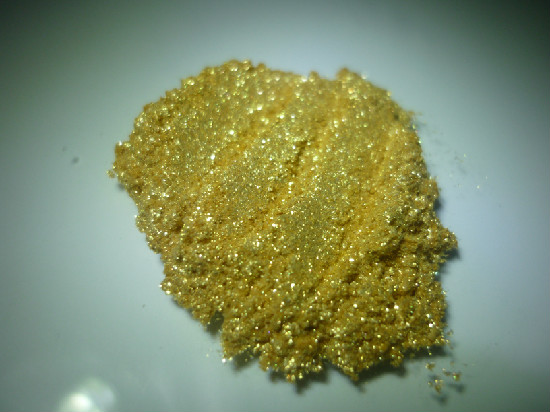Shimmer Light Gold mica powder