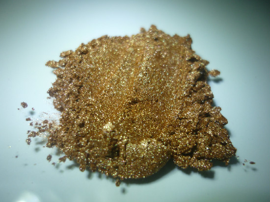 Bronze mica powder